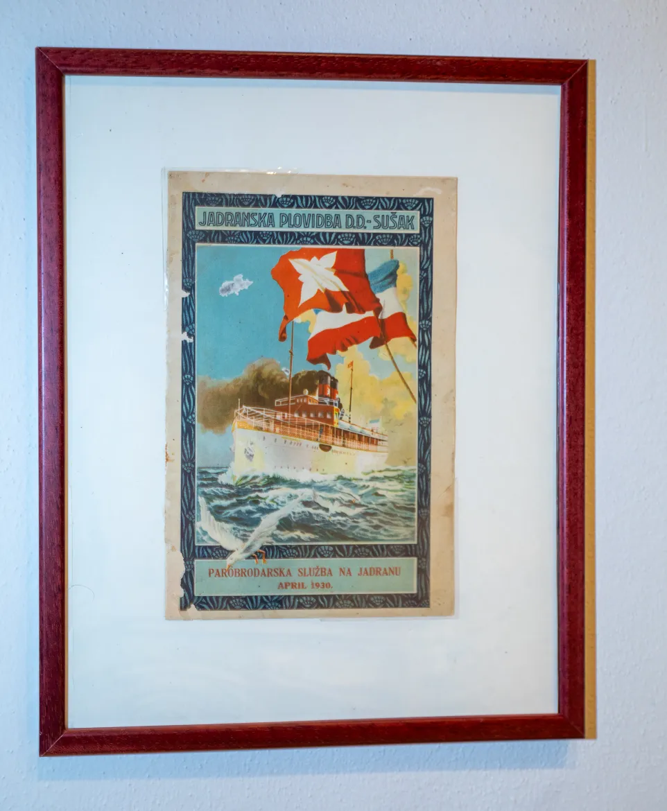 Shipping, transport and development of the port of Novigrad at the turn of the 19th and 20th centuries. st. - steamship agencies in Novigrad
